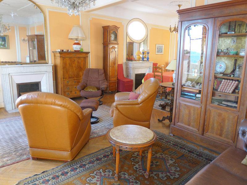 Hotel Gloria Mansion *